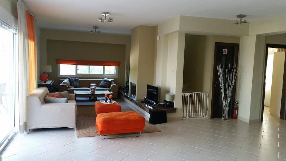 Luxurious Villa Anna Maria Hotel in Halkidiki