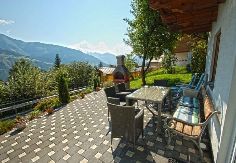 Apartment Lake View Hotel in Zell am See