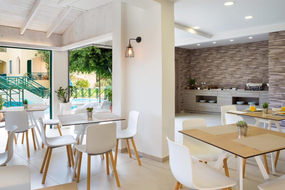 Romantica Hotel Hotel in Crete