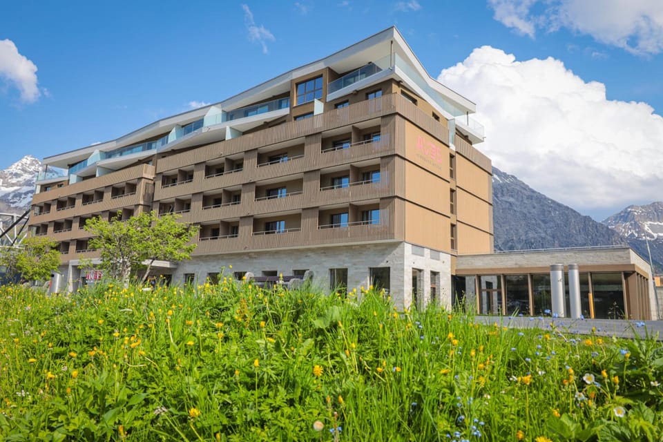 AVES Hotel&Apartment Arosa Lodge in Arosa