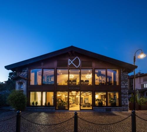 Monte Isola - Decio Rooms Inn in Monte Isola