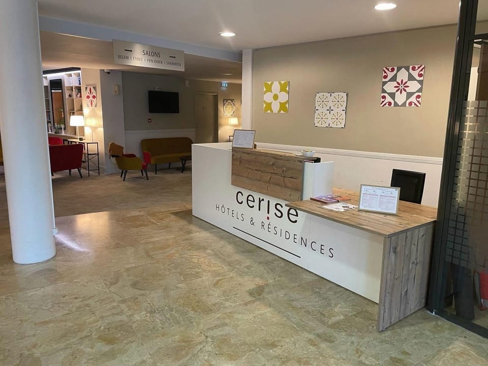 CERISE Bordeaux Merignac Aeroport Hotel in Mérignac