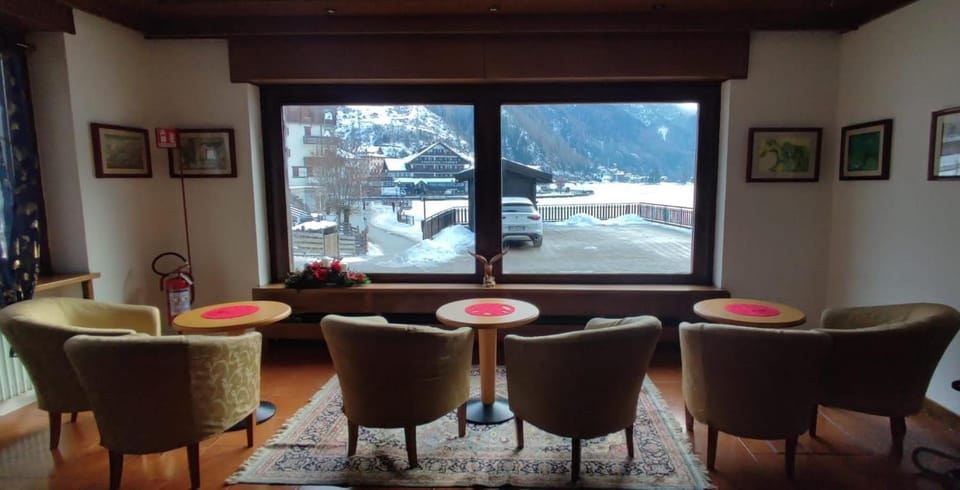 Hotel TEA DOLOMITI - Lago di Alleghe - Monte Civetta Hotel in Alleghe