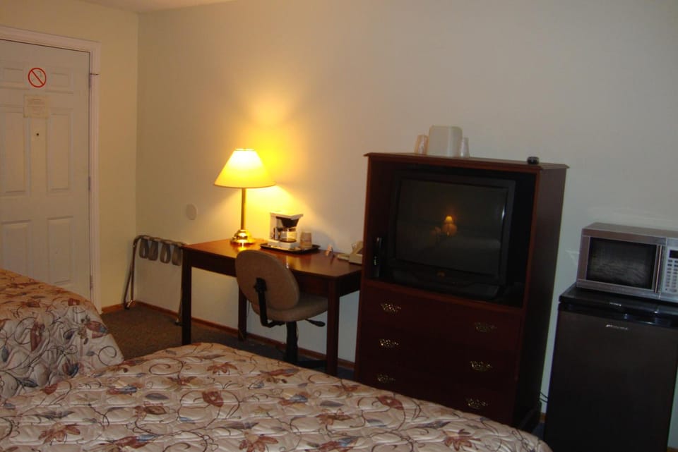 Royal Napanee Inn Motel in Greater Napanee