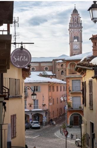 LOCANDA LA SALITA Inn in Monforte d'Alba
