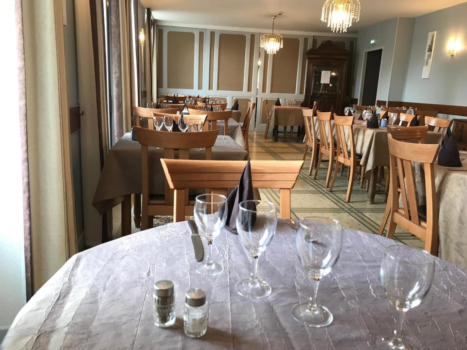 Logis hotel Saint-Joseph Hotel in Centre-Val de Loire