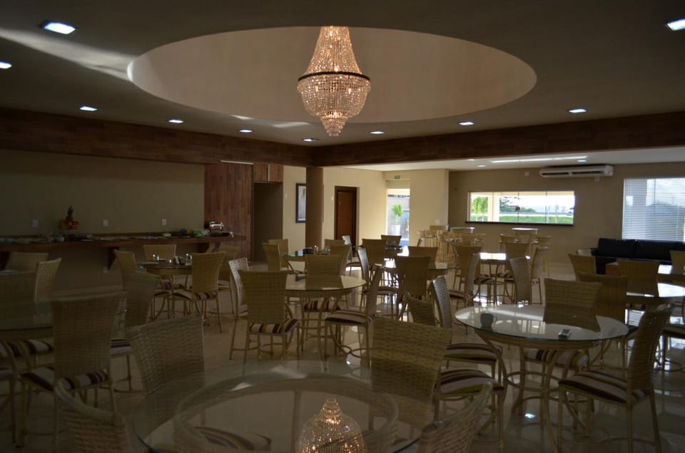 Shared lounge/TV area