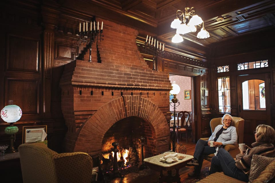 Cedar Crest Inn Hotel in Asheville