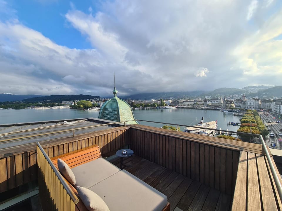 Lucerne Lake View Apartments Hotel in Lucerne