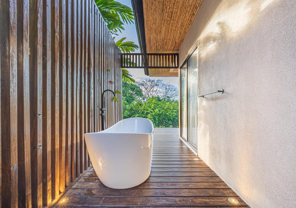 Open air bath