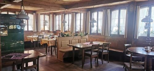 Gasthof Kreuz Marbach Inn in Canton of Lucerne