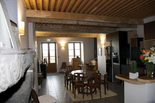 Maison Georges Couthon Hotel in Auvergne-Rhône-Alpes