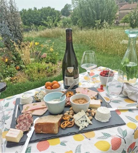 Au Jardin des Deux Roches Hotel in Bourgogne-Franche-Comté