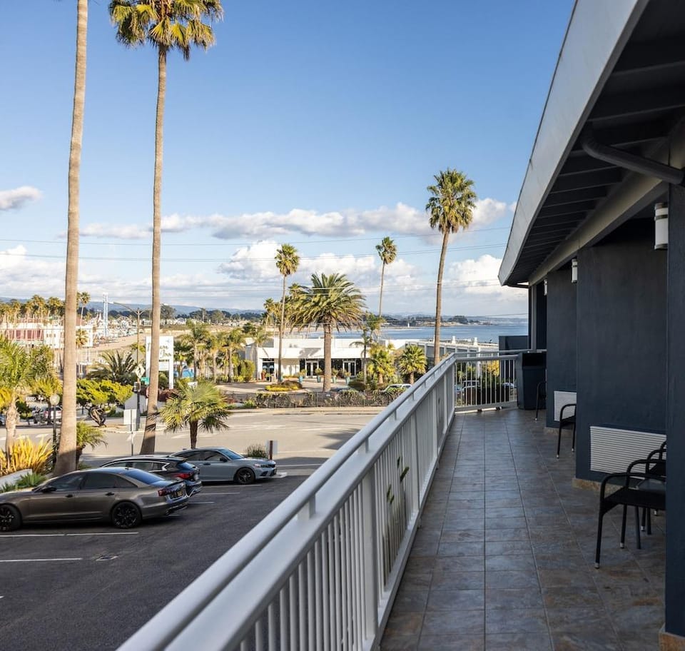 Seaway Inn Motel in Santa Cruz