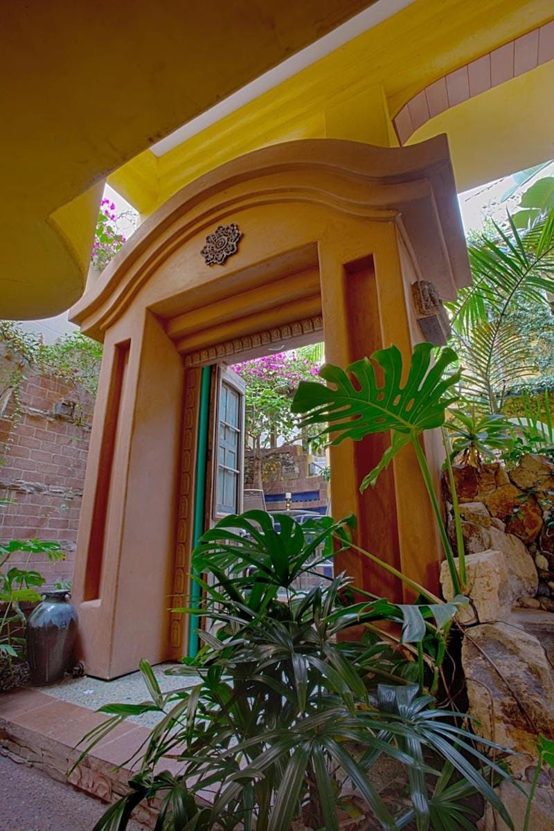 Secret Garden Inn Inn in Del Mar