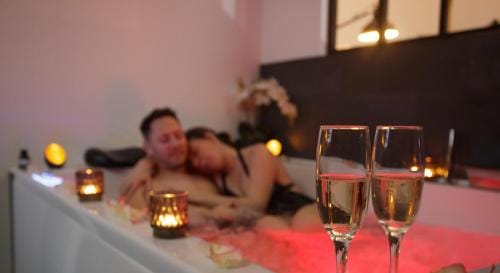 LOVER'S ROOM OR Hotel in Hauts-de-France