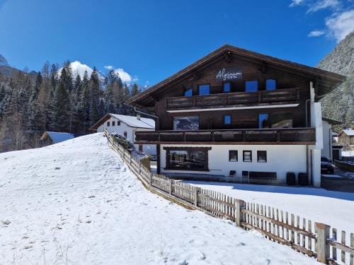 Alpinum Hostel Hostel in Tyrol