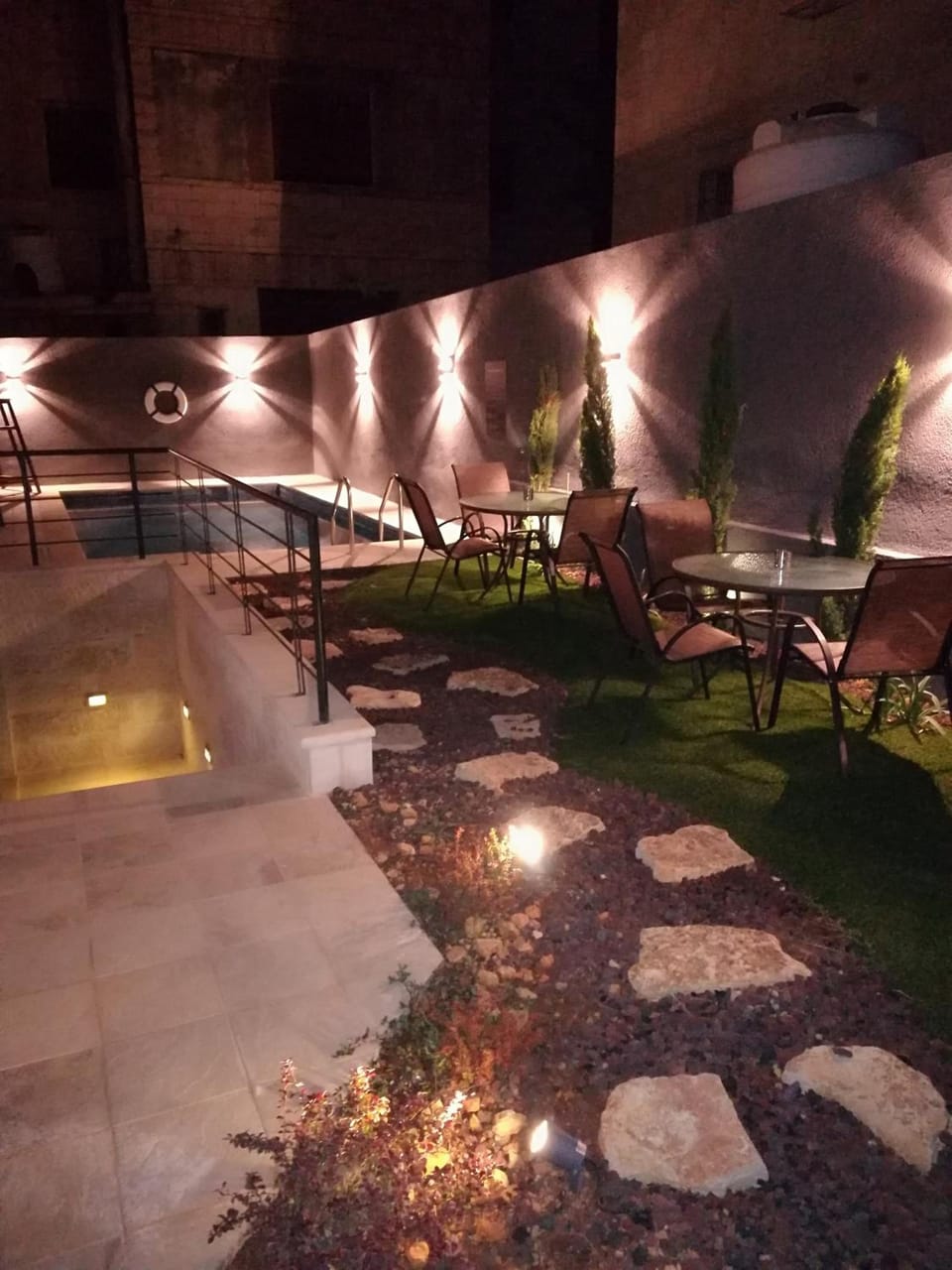 Shams Alweibdeh Hotel Apartment hotel in Africa