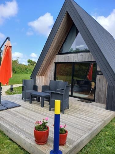 Au Dolmen de Kerhus "Toppen" Lodge in Finistere