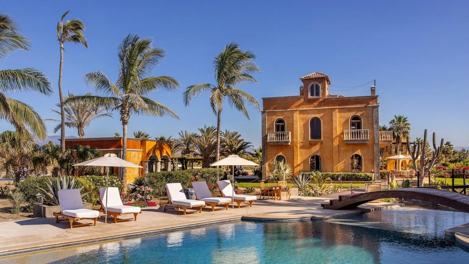 Villa Santa Cruz Hotel in Baja California Sur