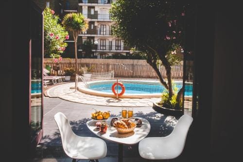 Ligure Residence Appartamenti per Vacanze Hotel in Pietra Ligure