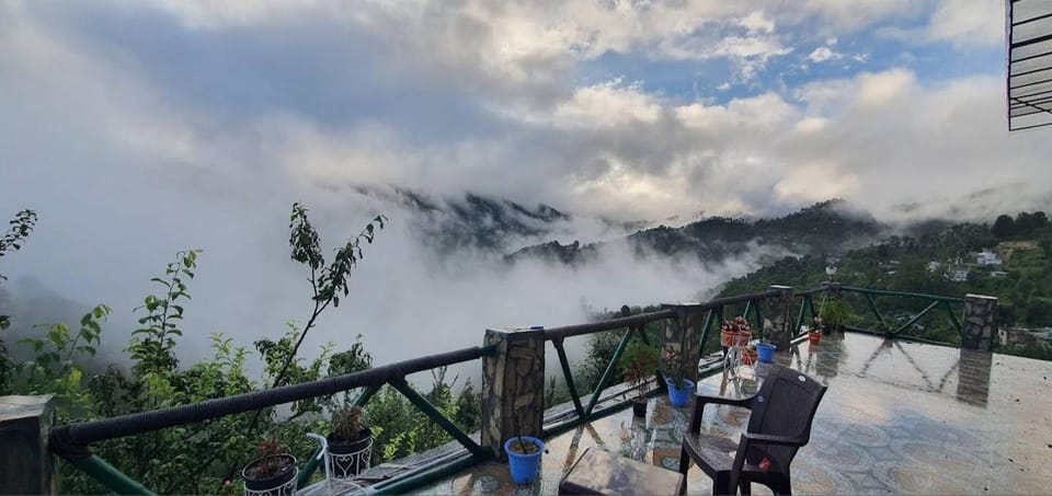S K and Shiv Cottages Hotel in Uttarakhand