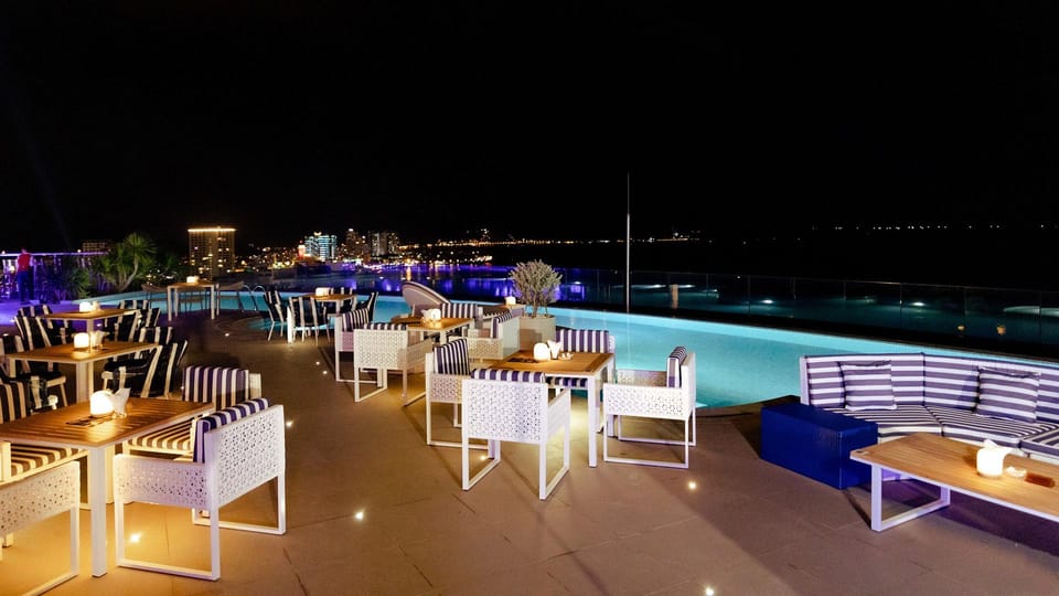 Bar/lounge