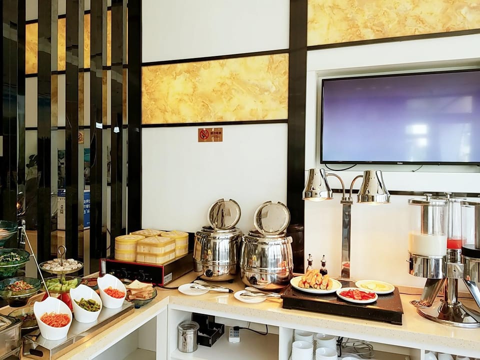 Lavande Hotel Xuzhou Railway Station Jinshan Bridge Development Zone Hotel in Jiangsu