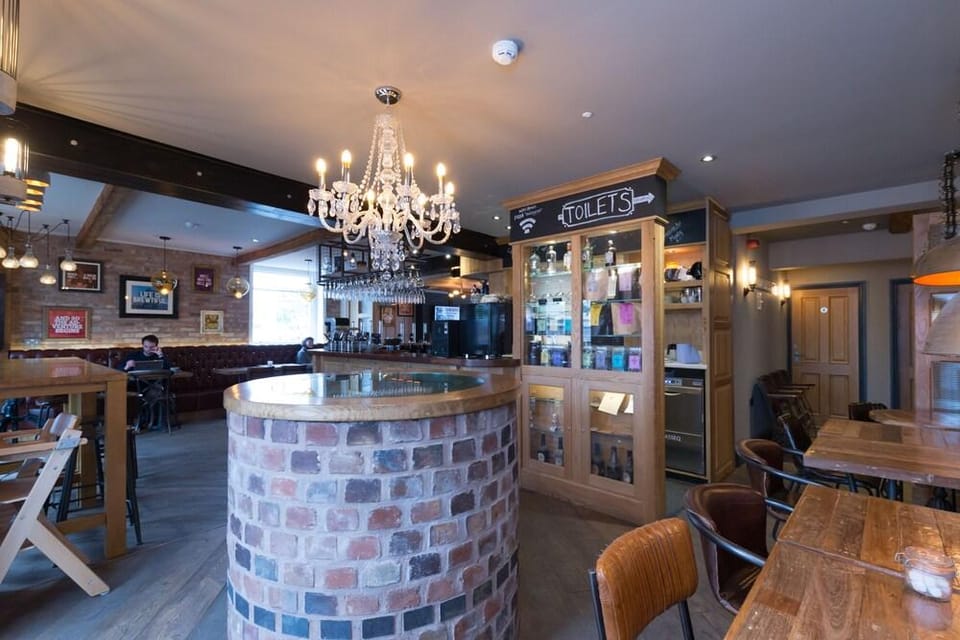 The Little George Hotel in England