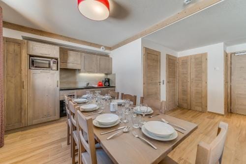Residence Le Roc Noir by Alpapart Hotel in Montvalezan