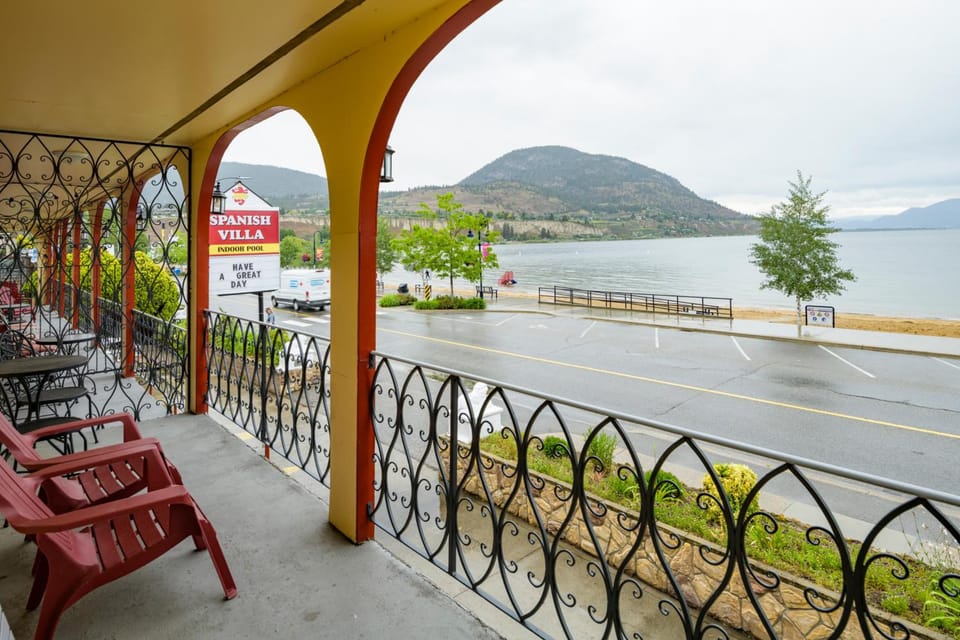 Spanish Villa Resort Resort in Penticton