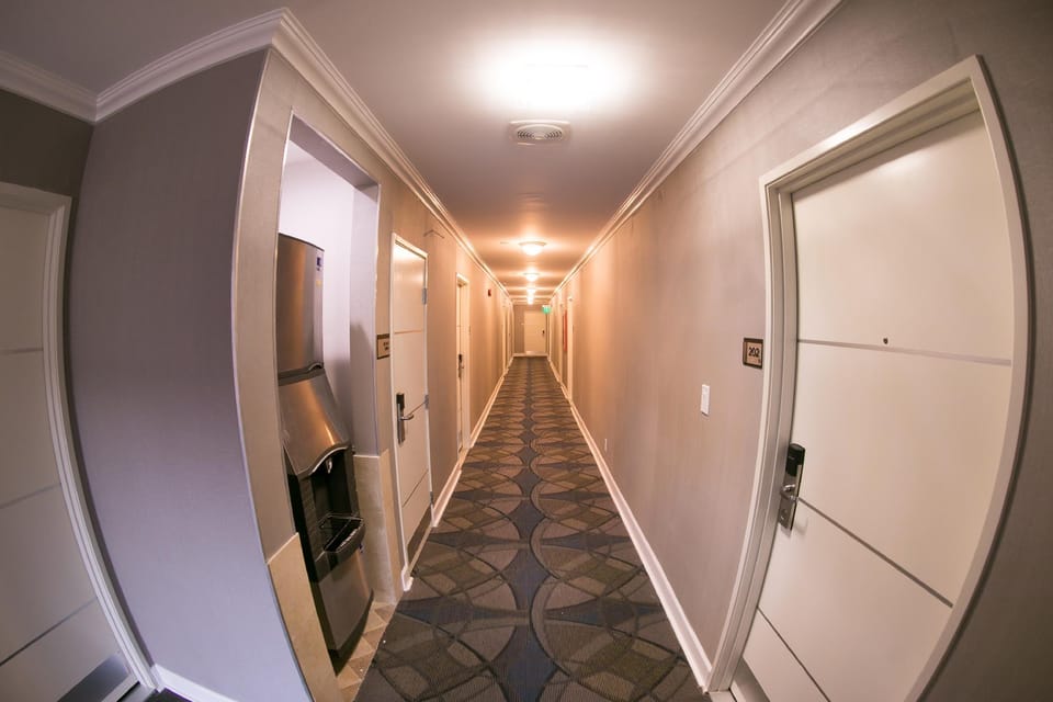 Metropolitan Inn & Suites Inn in Los Angeles