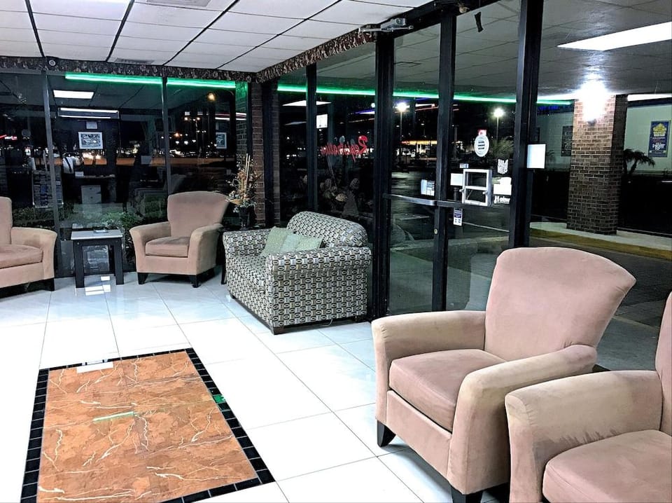 Stay Inn - Bartow Hotel in Polk County