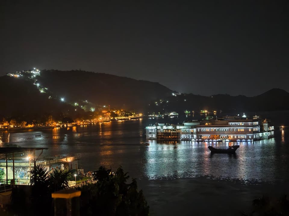 Hotel Lake Star Bistro Hotel in Udaipur
