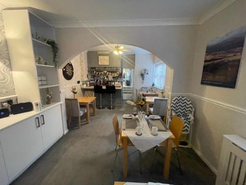 Monico Guest House Hotel in Scarborough