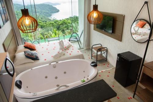 Alto da Piraquara Flat Hotel in Angra dos Reis