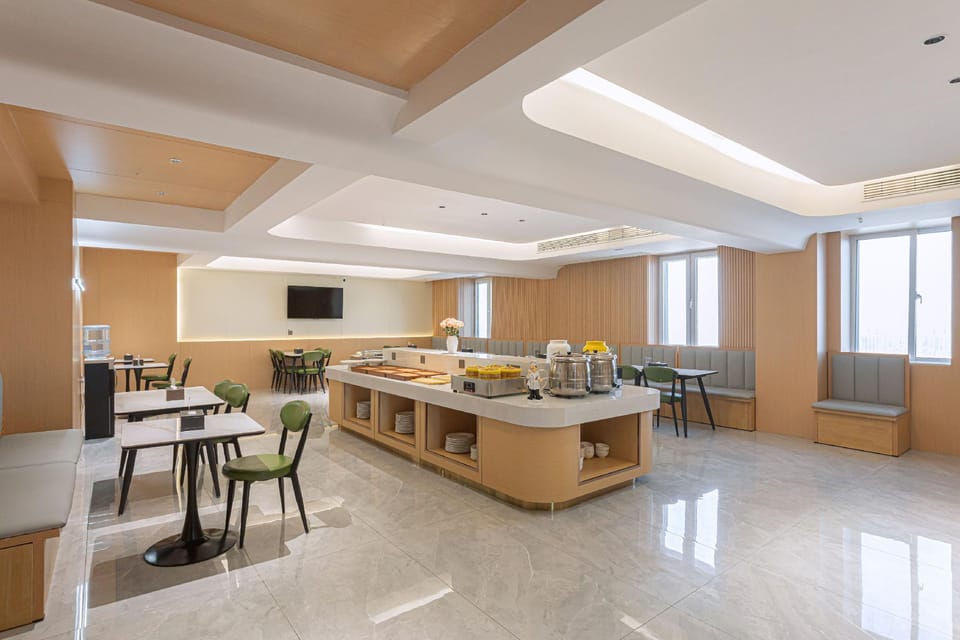 Green Oriental Hotel (Peixian Binhe Road Branch) Hotel in Jiangsu