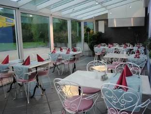 Motel - Hotel La Poularde Hotel in Fribourg, Switzerland