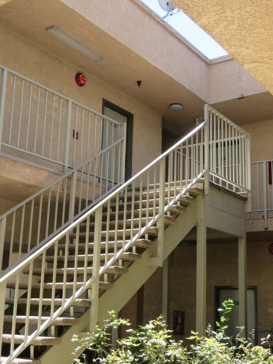 Mountain Inn Motel in Chino
