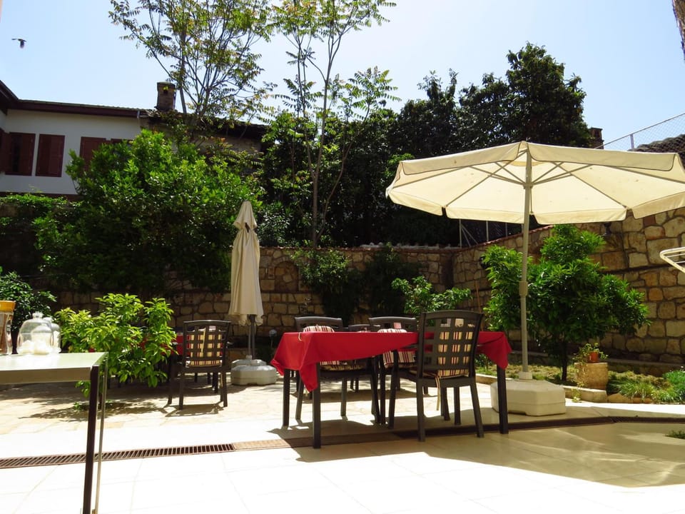 Munchen Pension Hotel in Antalya