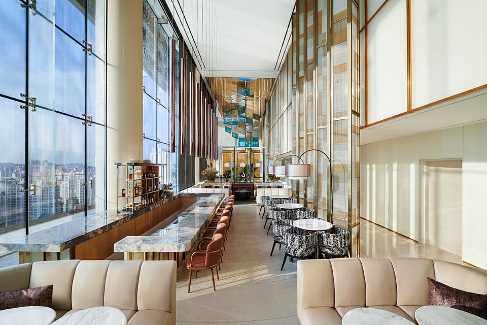 Bar/lounge