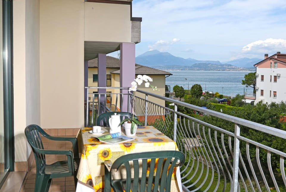 Nettuno Residence Hotel Hotel in Peschiera del Garda