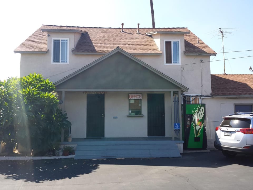 New Kansan Motel Motel in Rancho Cucamonga