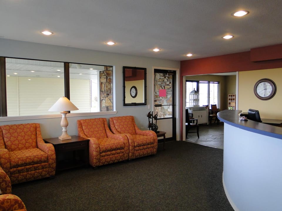 Ocean Shores Inn & Suites Motel in Ocean Shores