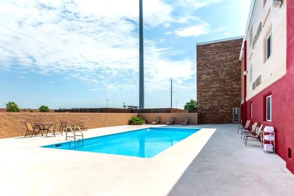 Coratel Suites Hotel in Wichita