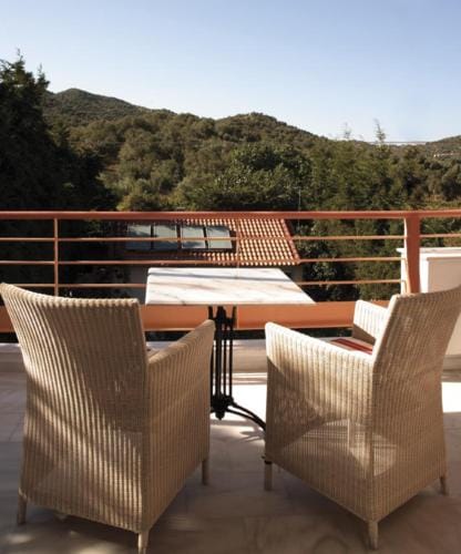 Over Sea Rooms & Villas Hotel in Euboea