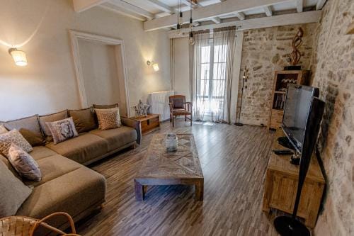 Le Baratier - Demeure de charme Sauna & Piscine Hotel in Calvisson