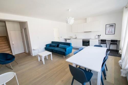 TravelEase - Midi Hotel in Brussels