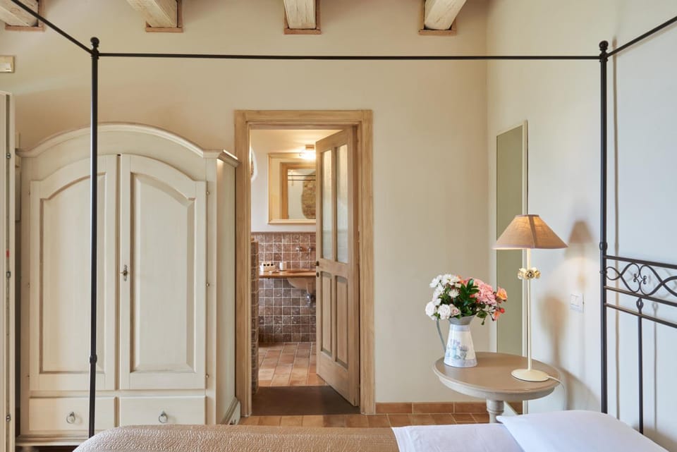 Pamperduto Country Resort Hotel in Marche