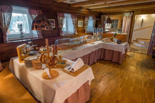 Panoramagasthof auf dem Auerberg Hotel in Tyrol